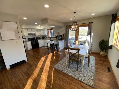2049 Eagle Dr, Freeport, IL 61032 photo 20