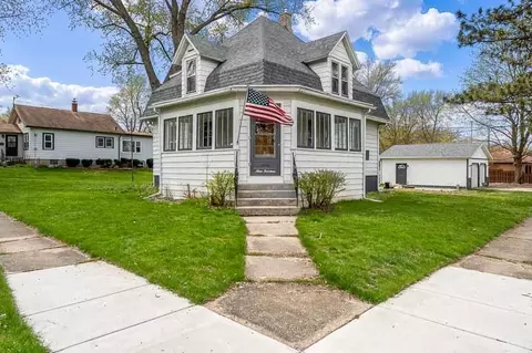 914 Roscoe Ave, South Beloit, IL 61080