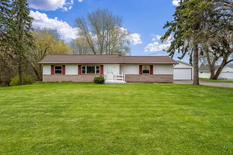 3215 Sandy Hollow Rd, Rockford, IL 61109