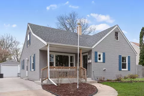 2417 Montana Ave, Rockford, IL 61108