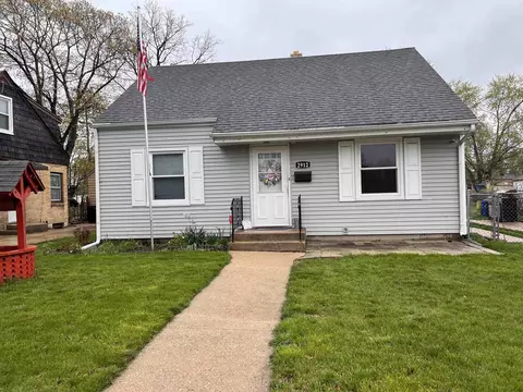 2912 Ridgeway Ave, Rockford, IL 61101