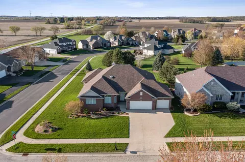 12404 Skye Dr, Loves Park, IL 61111