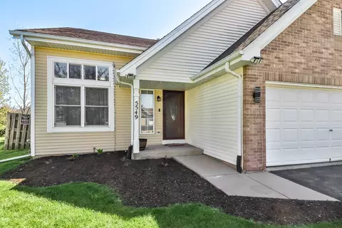 5549 Sedgeway Dr, Rockford, IL 61109
