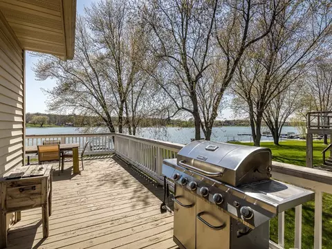 2232 Breckenboro Rd, Lake Summerset, IL 61019 photo 4