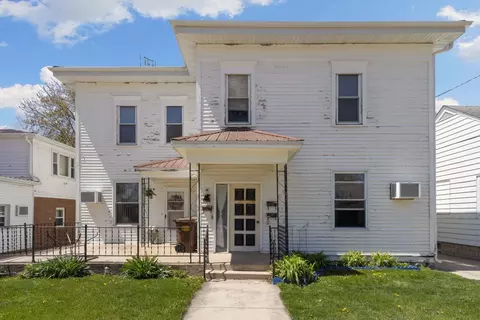 307 S Division Ave, Polo, IL 61064
