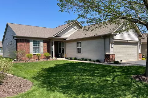 2828 Cascade Falls Cir, Elgin, IL 60124