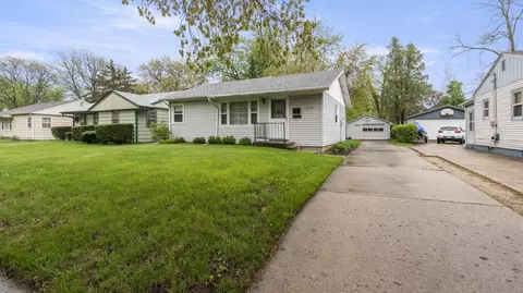 2116 Paradise Blvd, Rockford, IL 61103