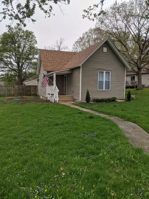 410 W Main St, Durand, IL 61024