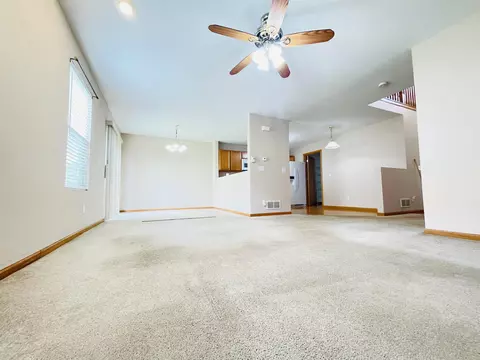 12032 Baneberry Dr #21, Roscoe, IL 61073 photo 5