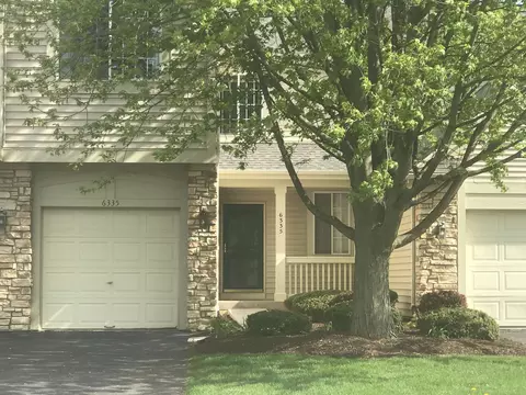6335 Commonwealth Dr, Loves Park, IL 61111