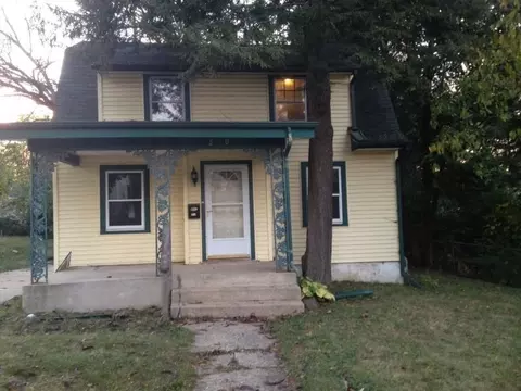 320 N Johnston Ave, Rockford, IL 61101
