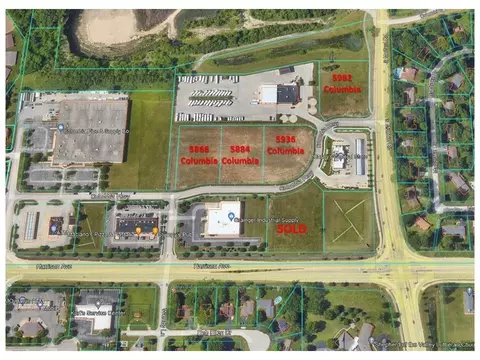5866 Columbia Pkwy, Rockford, IL 61108