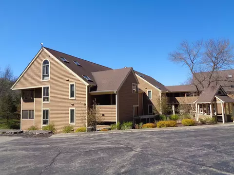 Lc02 Long Bay Point Drive, Galena, IL 61036