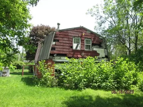 522 W State St, Cherry Valley, IL 61016 photo 5
