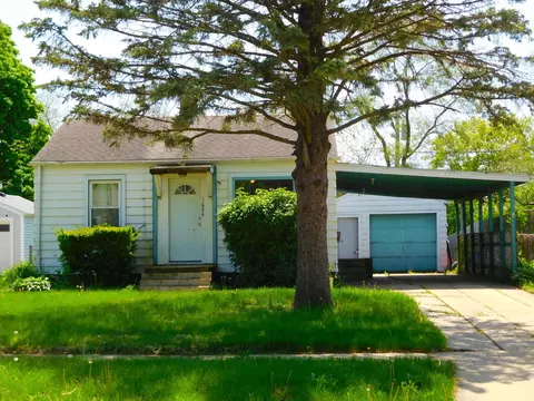 1624 Barton, Rockford, IL 61103