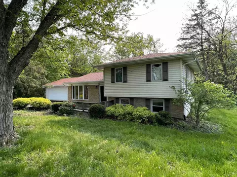 20840 Free Church Rd, Caledonia, IL 61011