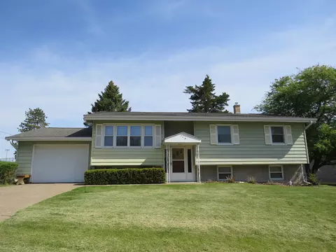 115 Kelly Ln, Galena, IL 61036