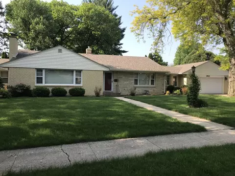 2611 Guilford Rd, Rockford, IL 61107