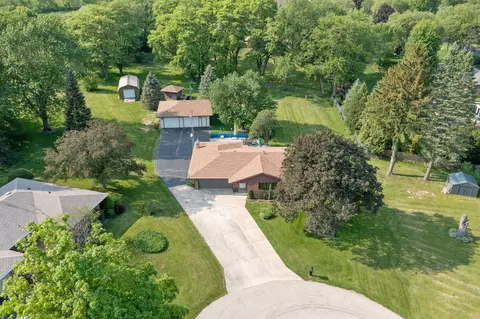 5522 Melba Ln, Rockford, IL 61109