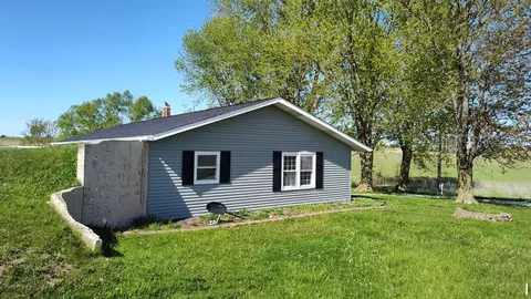 1702 E County Rd 1200 N, Carthage, IL 62321 photo 9