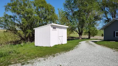 1702 E County Rd 1200 N, Carthage, IL 62321 photo 6