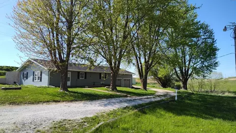 1702 E County Rd 1200 N, Carthage, IL 62321 photo 2