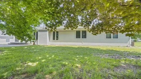 509 Don Dr, Pecatonica, IL 61063 photo 5
