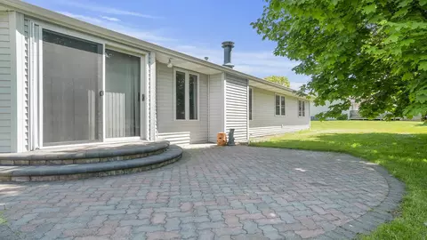 509 Don Dr, Pecatonica, IL 61063 photo 7