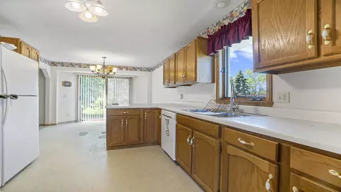 509 Don Dr, Pecatonica, IL 61063 photo 16