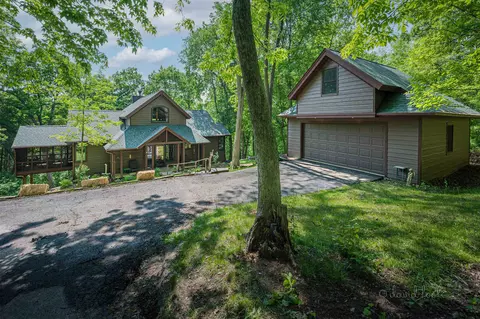 23 Lookout Trce, Galena, IL 61036
