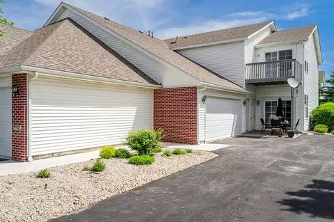 10135 Monarch Rd UNIT 120D, Roscoe, IL 61073 photo 2