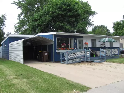 1305 Evans Ave, Machesney Park, IL 61115