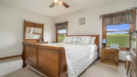 17568 Yale Bridge Rd, Davis, IL 61019 photo 32