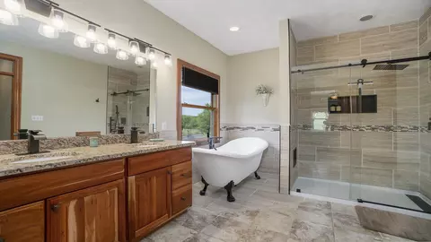 17568 Yale Bridge Rd, Davis, IL 61019 photo 20