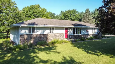 15612 Wittwer Rd, South Beloit, IL 61080