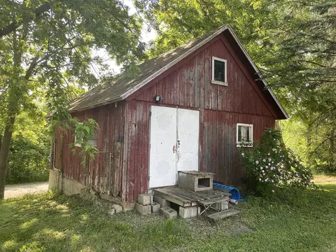 14220 Brethren Rd, Lanark, IL 61046 photo 4