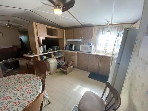 14220 Brethren Rd, Lanark, IL 61046 photo 7