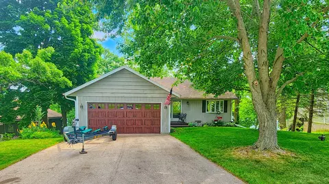 16-213 Stonehedge Dr, Lanark, IL 61046