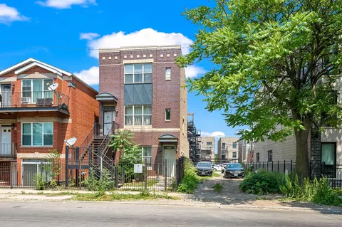 2540 W Harrison St, Chicago, IL 60612