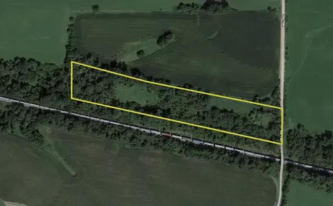 7390 Mill Rd, Mount Carroll, IL 61053