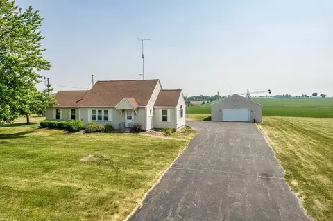 16288 Cunningham Rd, Pecatonica, IL 61063