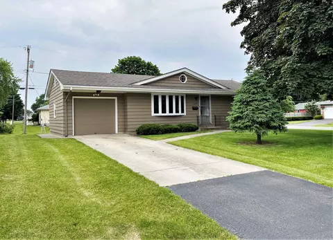 1442 S Main St, Belvidere, IL 61008