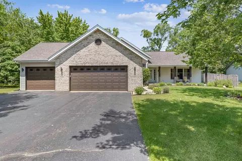 1411 Rushwing Ct, Rockton, IL 61072