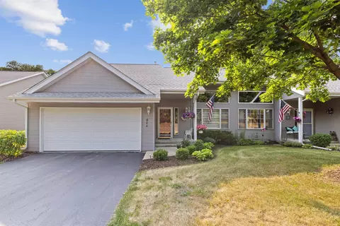 804 Metz Ln, Rockton, IL 61072