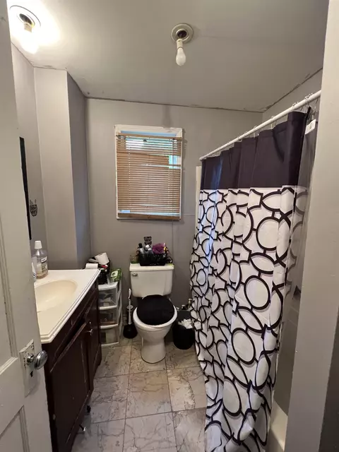 709 S 16th St, Freeport, IL 61032 photo 15