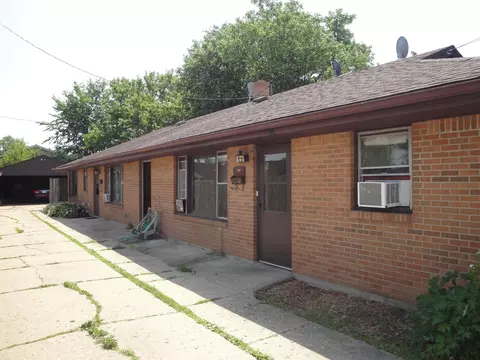 2411-2409 Hecker Ave, Rockford, IL 61103