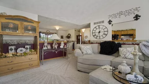 2302 E West Hart Rd, Beloit, WI 53511 photo 11