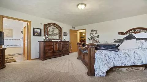 2302 E West Hart Rd, Beloit, WI 53511 photo 24