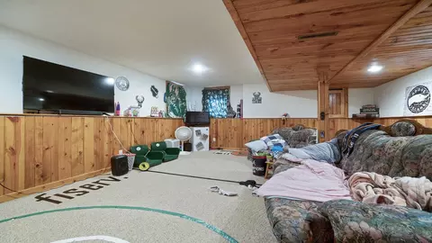 2302 E West Hart Rd, Beloit, WI 53511 photo 32