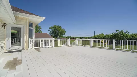 2302 E West Hart Rd, Beloit, WI 53511 photo 35